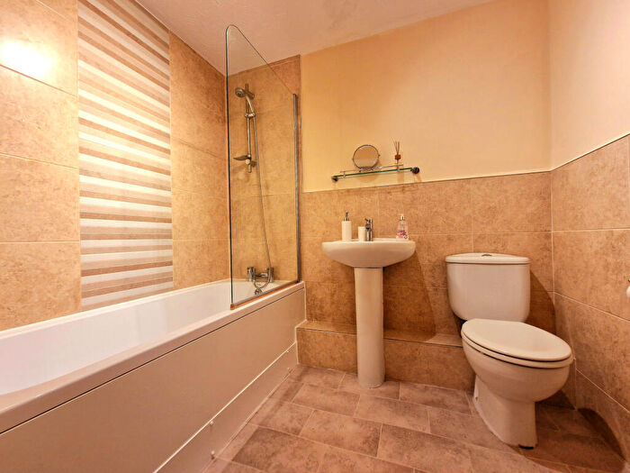 2 Bedroom Apartment To Rent In Trafalgar Wharf, Mountbatten Close, Preston, PR2