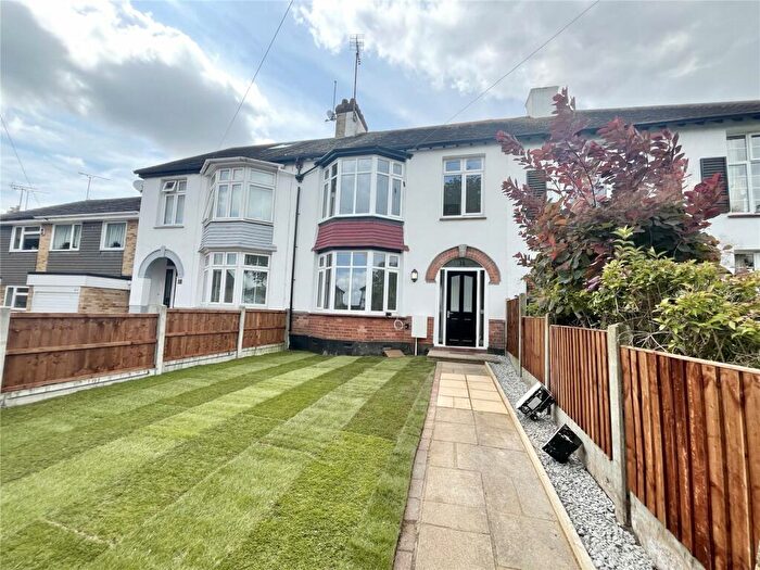 3 Bedroom Terraced House To Rent In Mountdale Gardens, Leigh-on-Sea, Essex, SS9