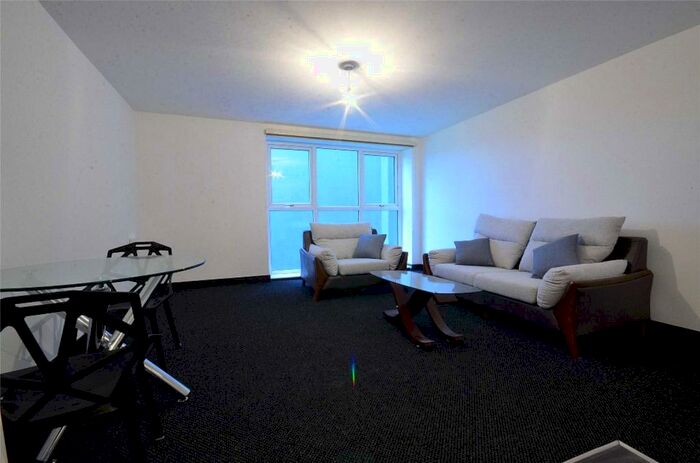 1 Bedroom Apartment To Rent In San Court, Rusholme, Manchester, M14