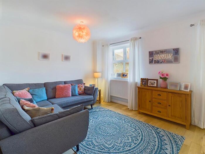 4 Bedroom Detached House For Sale In The Falcon, Watermead, Aylesbury, HP19