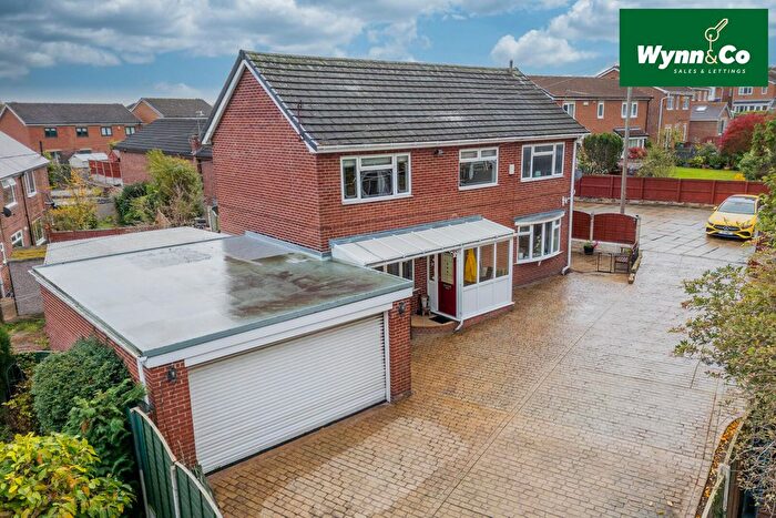 3 Bedroom Detached House For Sale In Denby Dale Road East, Durkar, Wakefield, WF4