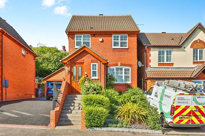 3 Bedroom Detached House For Sale In Sparrow Close, Ilkeston, DE7
