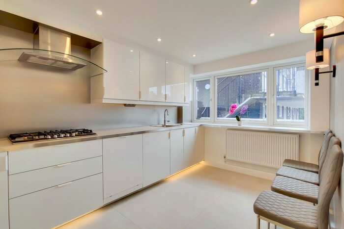 3 Bedroom Semi-Detached House To Rent In Hall Place, Paddington, W2