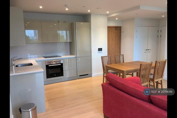 1 Bedroom Flat To Rent In Siddal Apartments, London, SE17