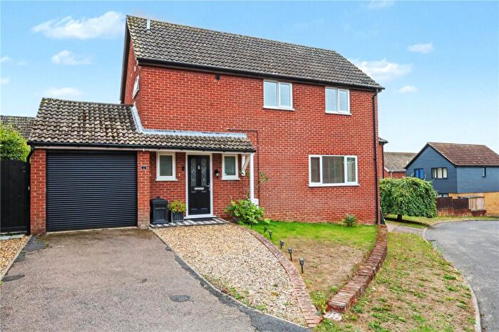 4 Bedroom Detached House For Sale In Barnard Close, Stoke Holy Cross, Norwich, Norfolk, NR14