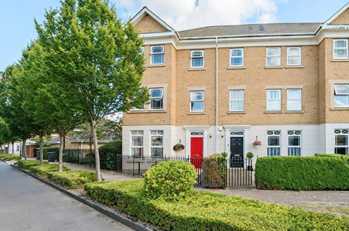 5 Bedroom End Of Terrace House To Rent In Swordsmans Road, Deepcut, Camberley, Surrey, GU16