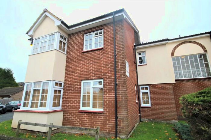 1 Bedroom Flat To Rent In Chiltern Close, Downswood, Maidstone, ME15