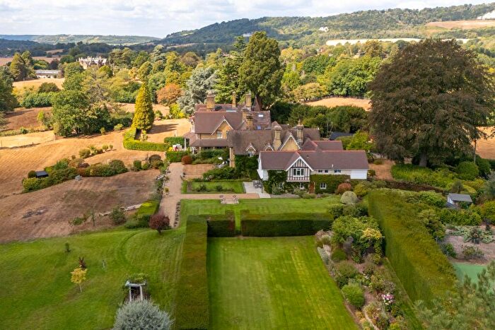 5 Bedroom End Of Terrace House For Sale In Sandy Lane, Betchworth, RH3