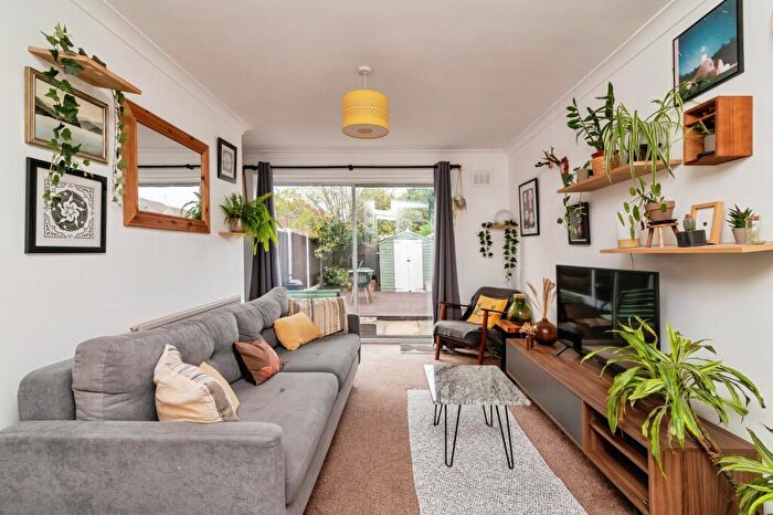 2 Bedroom House For Sale In Brendon Grove, Bingham, Nottinghamshire, NG13