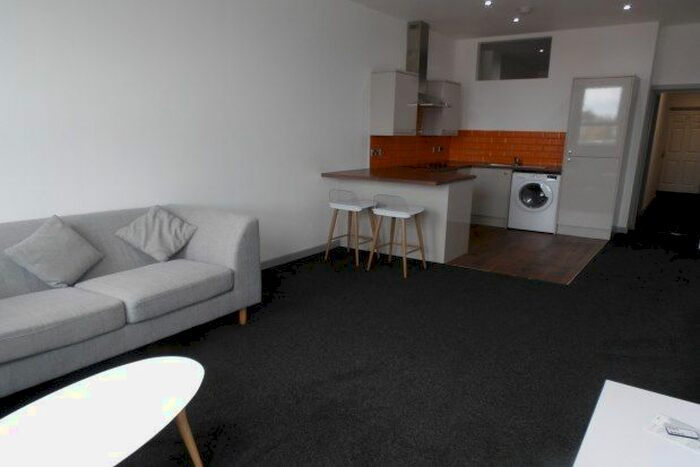 Studio To Rent In High Street, Blackburn, BB1