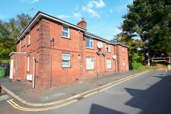 2 Bedroom Flat To Rent In Lower Coombe Street, Exeter., EX1