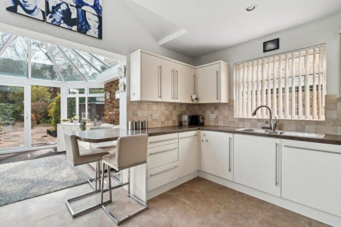3 Bedroom Semi Detached House For Sale In Gregory Road, Hedgerley, SL2