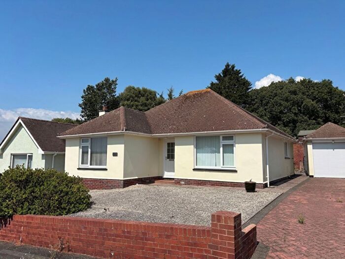 3 Bedroom Detached House For Sale In Winston Court, Teignmouth, TQ14