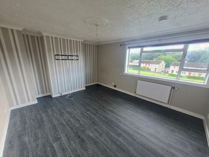 3 Bedroom Flat To Rent In Balgarthno Road, Dundee, DD2