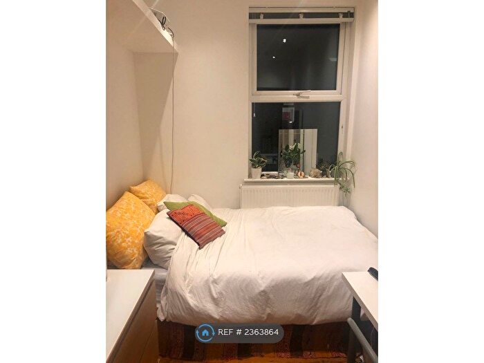 5 Bedroom Terraced House To Rent In Brailsford Road, Manchester, M14