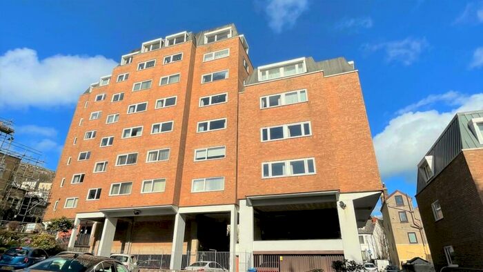 2 Bedroom Apartment For Sale In Abbey Road, Llandudno, LL30