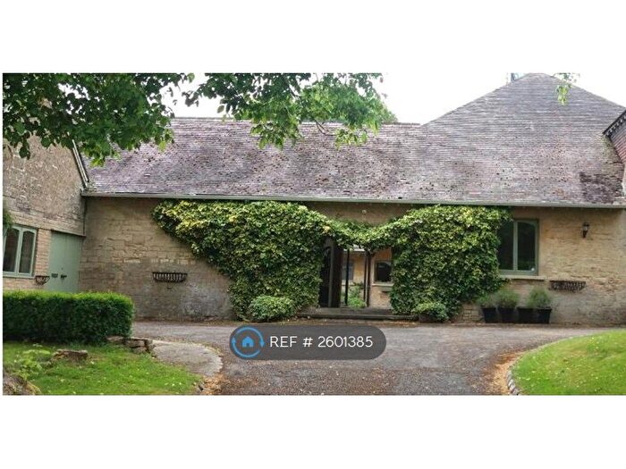 1 Bedroom Flat To Rent In Portcullis Coach House, Badminton, GL9