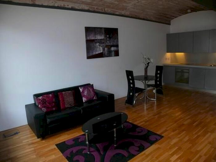 1 Bedroom Flat To Rent In Lister Mills, Lily Croft Road, Bradford, BD9