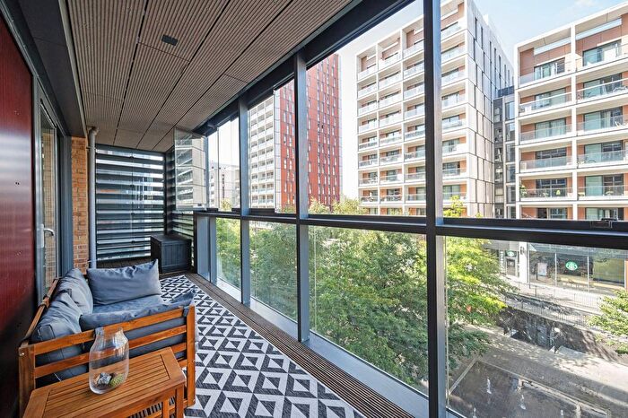 1 Bedroom Flat To Rent In Dalston Square, Dalston, London, E8
