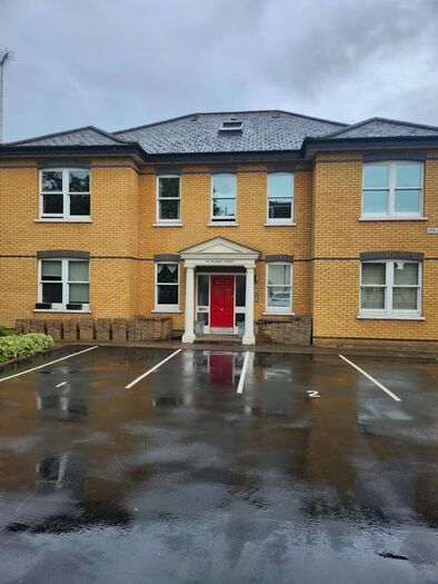 1 Bedroom Flat To Rent In Uxbridge Road, London, W7