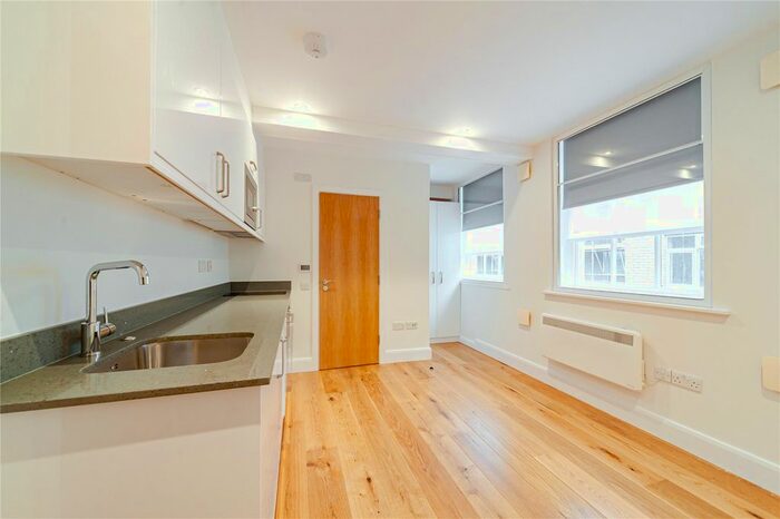 Studio To Rent In Drakes Courtyard, Kilburn High Road, NW6