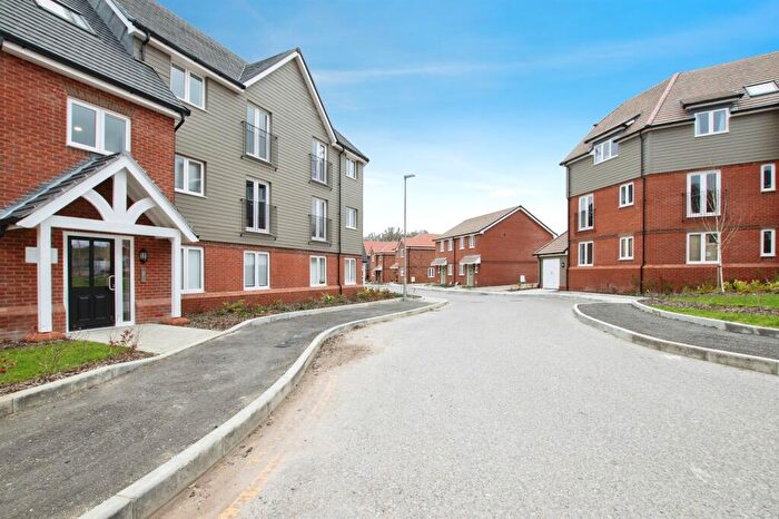 2 Bedroom Apartment For Sale In Edmondsham Road, Verwood, BH31