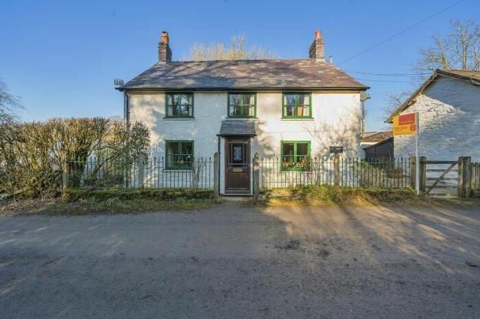 2 Bedroom Cottage For Sale In Llandrindod Wells, Powys, LD1