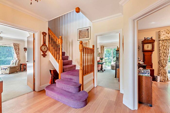 5 Bedroom Detached House For Sale In Holt Close, Wickham, Fareham, Hampshire, PO17
