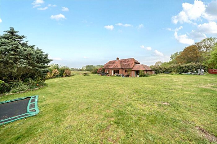 6 Bedroom Detached House To Rent In Foxes Lane, West Wellow, Romsey, SO51