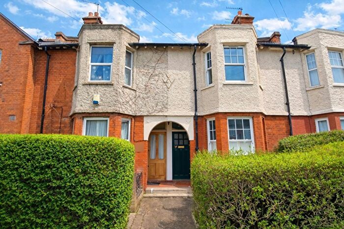 1 Bedroom Flat To Rent In Waltheof Avenue, London, N17