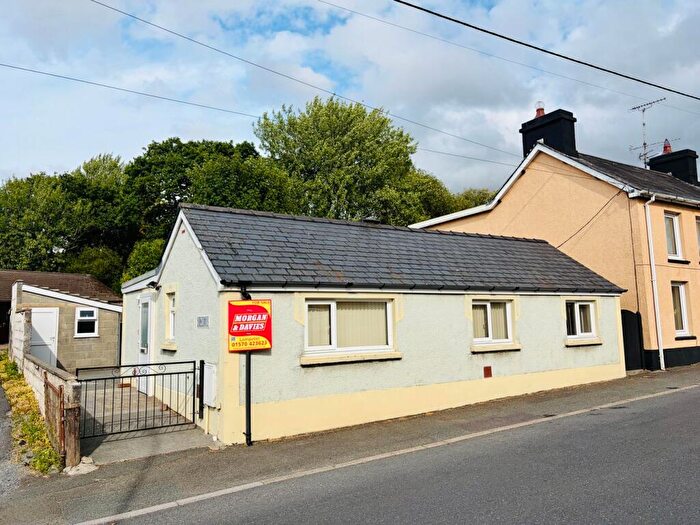 2 Bedroom Detached House For Sale In Cwmann, Lampeter, SA48