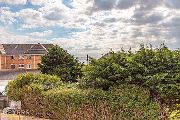 3 Bedroom Flat To Rent In Bolton Close, Bournemouth, BH6