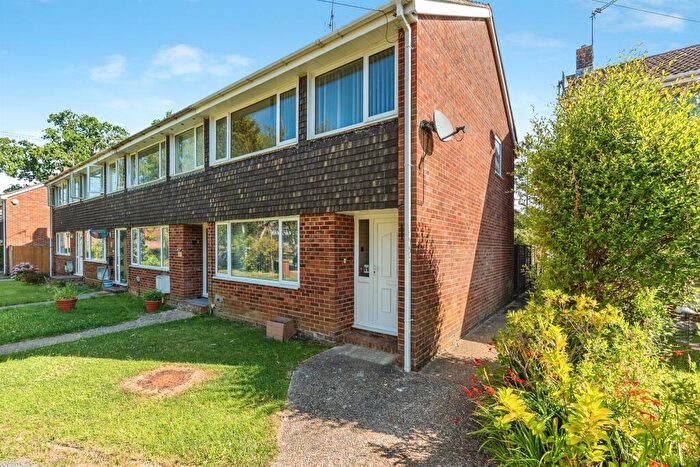 3 Bedroom End Of Terrace House For Sale In Whitebeam Way, North Baddesley, Southampton, SO52