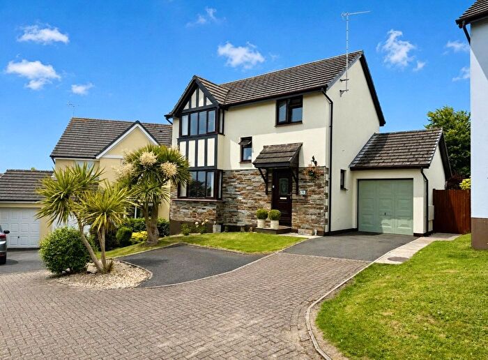 3 Bedroom Detached House For Sale In Stanbridge Park, Bideford, Devon, EX39