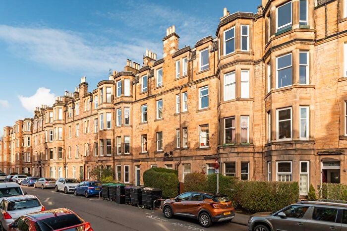 2 Bedroom Flat For Sale In / Millar Crescent, Edinburgh, EH10