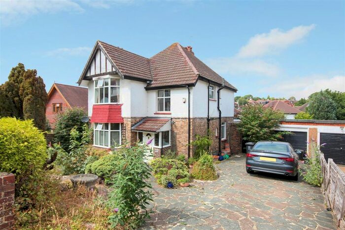 3 Bedroom Detached House To Rent In Graham Avenue, Brighton, BN1