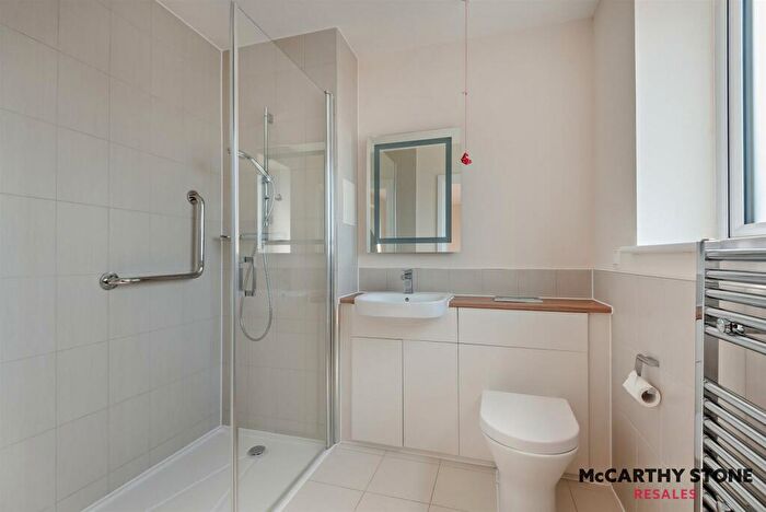2 Bedroom Apartment For Sale In Viewpoint, Harbour Road, Gosport, PO12