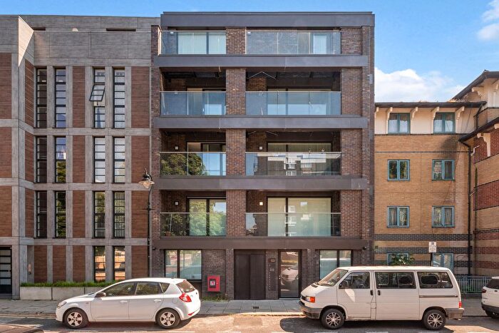 1 Bedroom Flat To Rent In Apex Court, Grange Walk, SE1