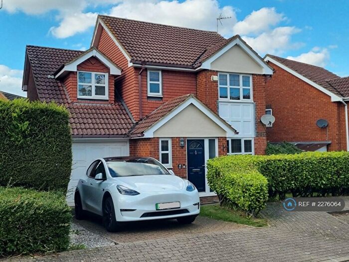 4 Bedroom Detached House To Rent In Rosemullion Avenue, Tattenhoe, Milton Keynes, MK4