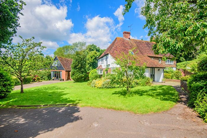 4 Bedroom Equestrian Property For Sale In Woodland Road, Lyminge, Kent, CT18