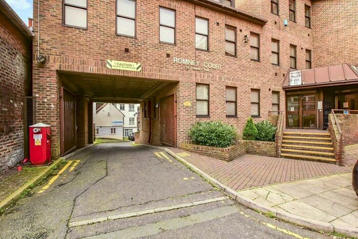 1 Bedroom Flat To Rent In Romney Place, Maidstone, Kent, ME15