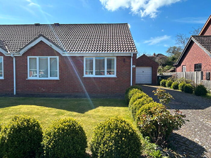 2 Bedroom Semi-Detached Bungalow For Sale In Meakers Way, Huttoft, Alford, Lincolnshire, LN13