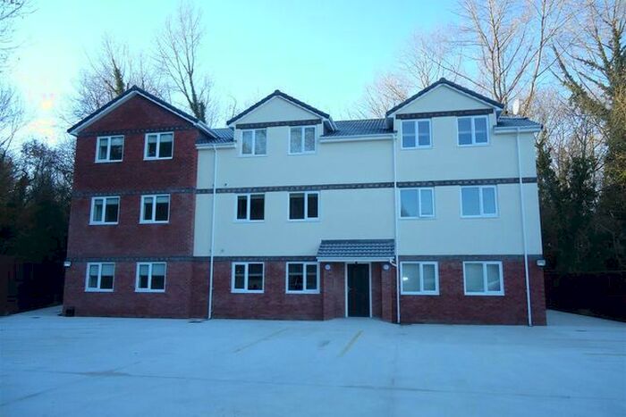 2 Bedroom Flat To Rent In Willow Drive, Llanmartin, Newport, NP18