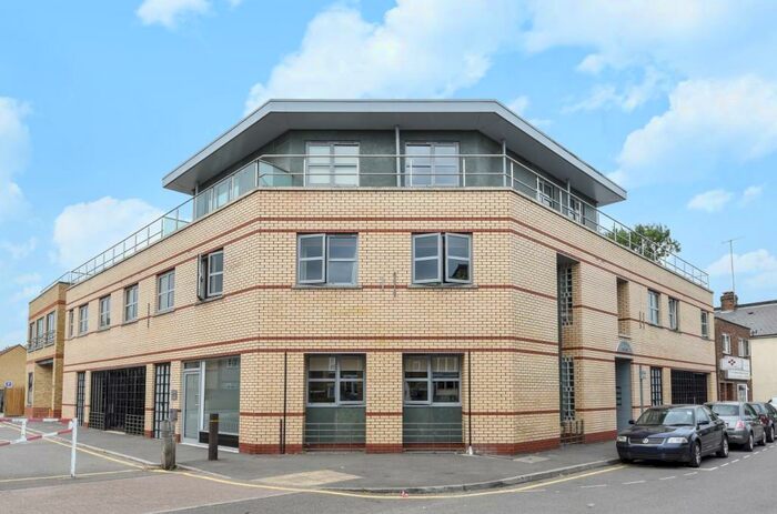 2 Bedroom Apartment To Rent In Mill Place, Kingston Upon Thames, KT1