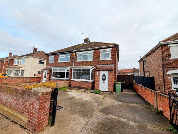 3 Bedroom Semi Detached House For Sale In Dugard Road, Cleethorpes, DN35