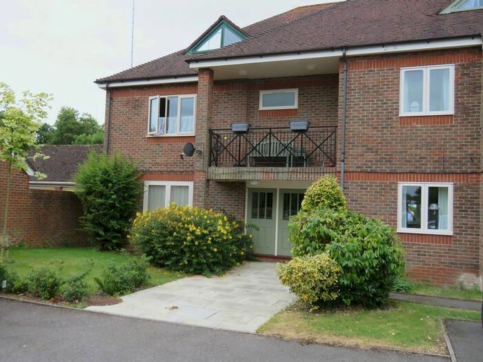 1 Bedroom Flat To Rent In Liston Road, Marlow SL7
