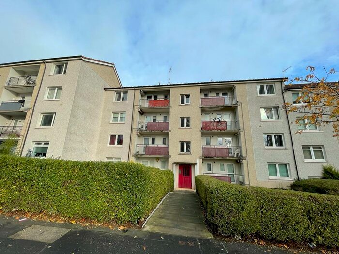 3 Bedroom Flat To Rent In Carbisdale Street, Springburn, Glasgow, G22