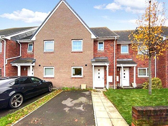 3 Bedroom House To Rent In Oakley Road, Southampton, SO16