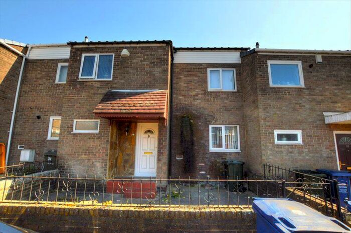 3 Bedroom Terraced House To Rent In Fourstones, Newcastle Upon Tyne, NE5