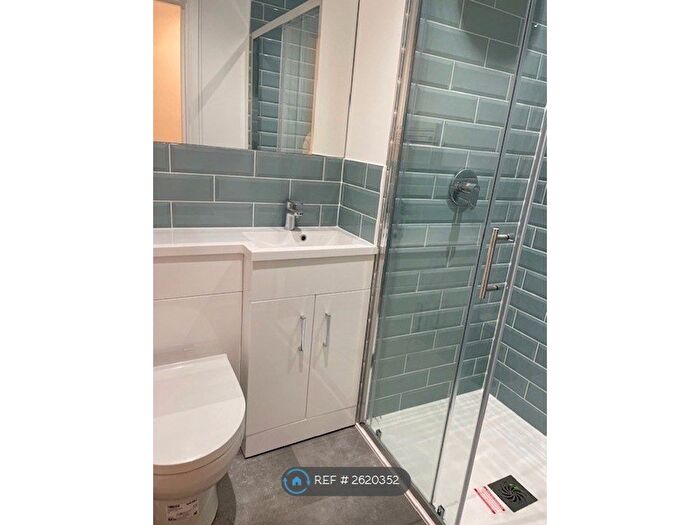 2 Bedroom Flat To Rent In Perham Rd, London, W14